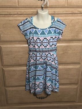 1775 | Blue & Pink Patterned Fit-and-Flare Dress | Size Small 7/8 youth)